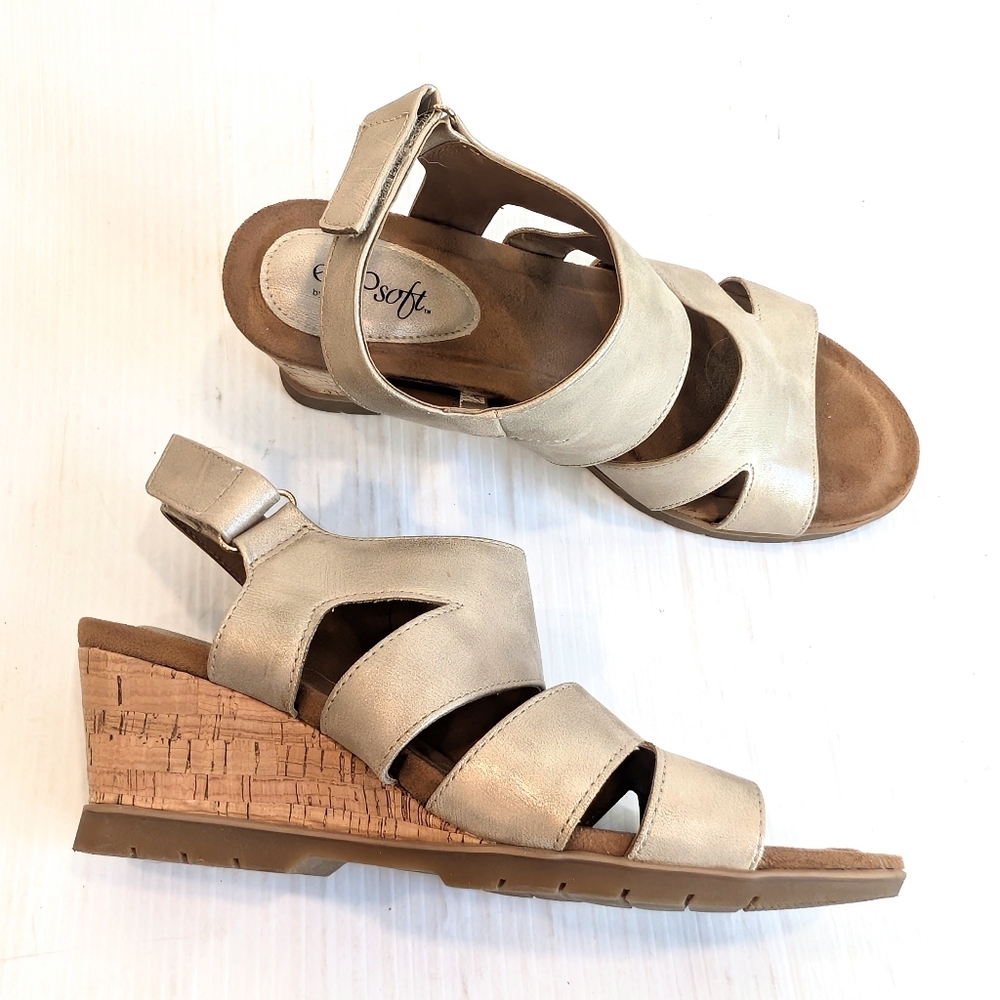 EURO SOFT Sadra Women's Strappy Gold Cork Wedge Sandals Size 9.5